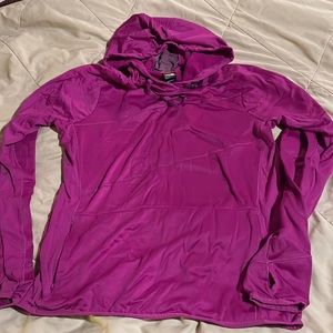 The north face lightweight hooded performance shirt size large